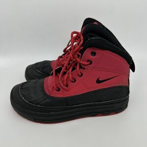 Nike ACG Woodside 2 High boy's Kids Red & Black Boots 524872-601 SIZE 4.5Y
